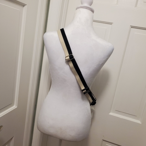 NWT Brighton "Wild Cat" Belt/Sling Bag Retails for $78, Lightweight, Versatile - Picture 5 of 10